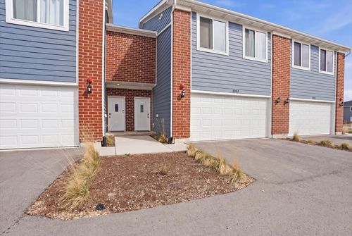 1033 Gillespie Lane, Yorkville, IL, 60560 | Card Image