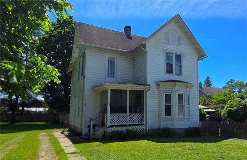 304 Home St, Elmira, NY, 14904-1904 | Card Image