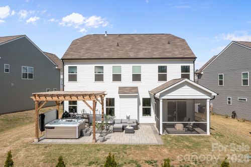 154 Cotton Field Dr, Statesville, NC, 28677-9614 | Card Image