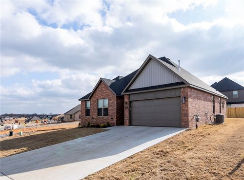 7101 Sw Orange Ave, Bentonville, AR, 72713-4165 | Card Image