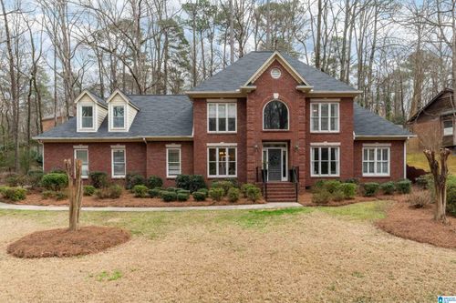 823 Riverchase Pkwy W, HOOVER, AL, 35244-1626 | Card Image