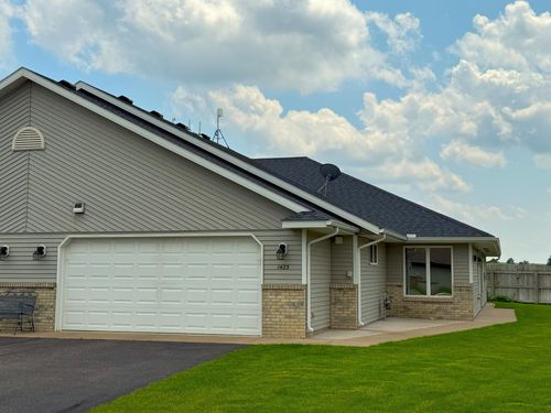 1423 Fairview Ln, Little Falls, MN, 56345-4573 | Card Image