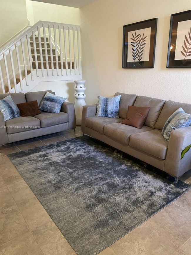 0 - 3409 W 104th Ter, Condo with 4 bedrooms, 3 bathrooms and null parking in Hialeah FL | Image 6