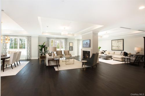 unit-3211-3000 Royal Ct, North Hills, NY, 11040-2638 | Card Image