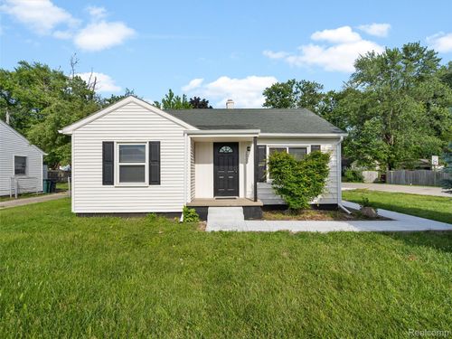 2000 Rochester Rd, Troy, MI, 48083-1837 | Card Image