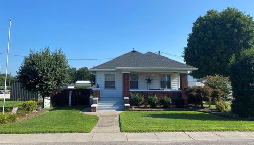 107 E Gibson St, Haubstadt, IN, 47639-8231 | Card Image