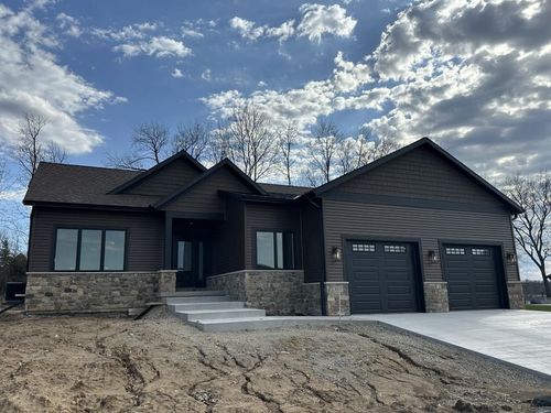 3007 Wild Goose Way, STOUGHTON, WI, 53589-9157 | Card Image