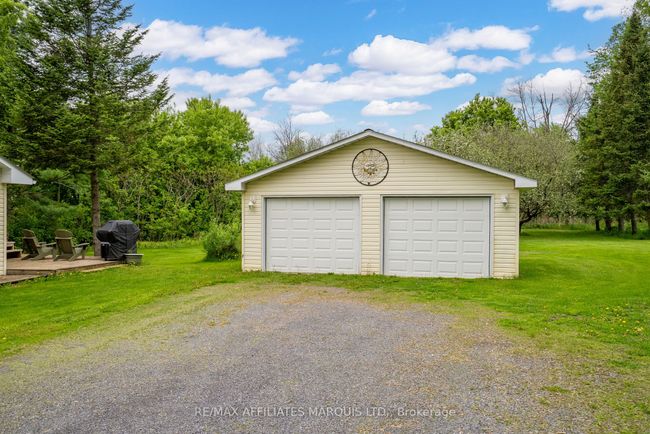 18573 Beaverbrook Rd, House other with 2 bedrooms, 2 bathrooms and 8 parking in Martintown ON | Image 31