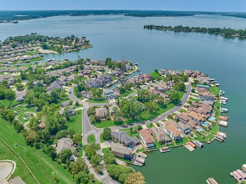 12346 Pebble View Dr, Conroe, TX, 77304-4227 | Card Image