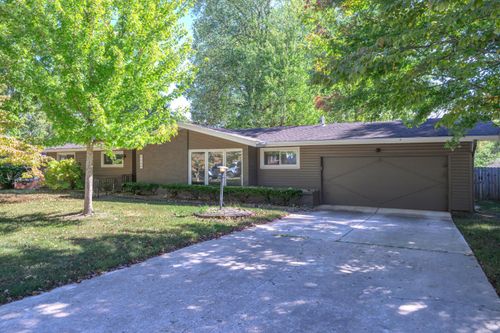 2258 E Mirabeau St, Springfield, MO, 65804-3829 | Card Image