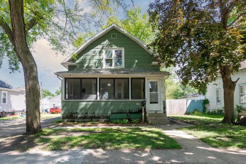 135 Polk Street, Waterloo, IA, 50703 | Card Image