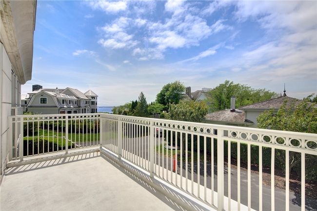 APT-203 - 1 Tower Dr, Condo with 2 bedrooms, 3 bathrooms and 1 parking in Portsmouth RI | Image 17