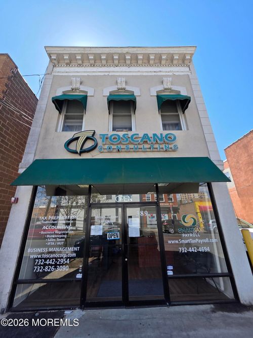 389 Smith St, Perth Amboy, NJ, 08861-3934 | Card Image