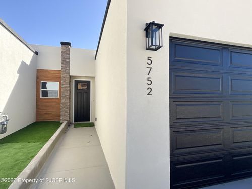 5752 Chance Ln, Farmington, NM, 87402-5148 | Card Image