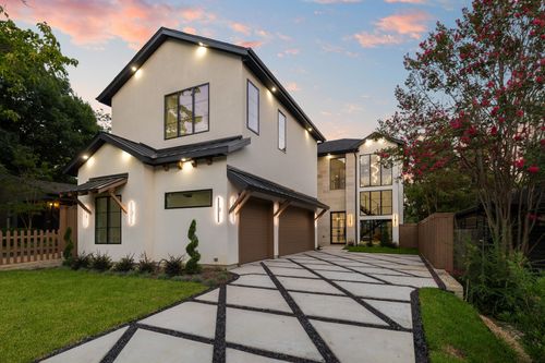 8718 San Benito Way, Dallas, TX, 75218-4247 | Card Image