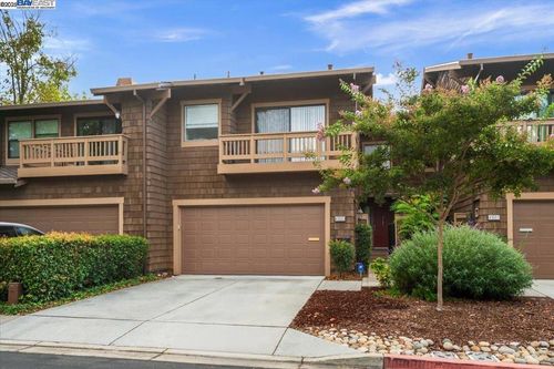 43555 Puesta Del Sol, Fremont, CA, 94539 | Card Image