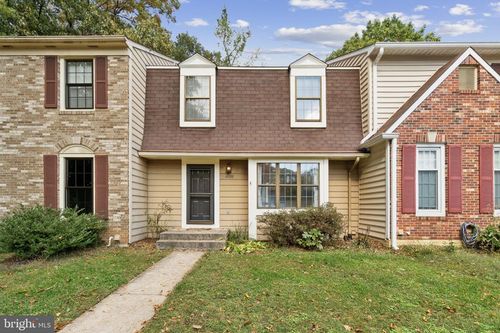 10228 Roberts Common Ln, BURKE, VA, 22015-2803 | Card Image