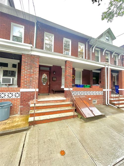 7863 79th Ln, Glendale, NY, 11385-7449 | Card Image