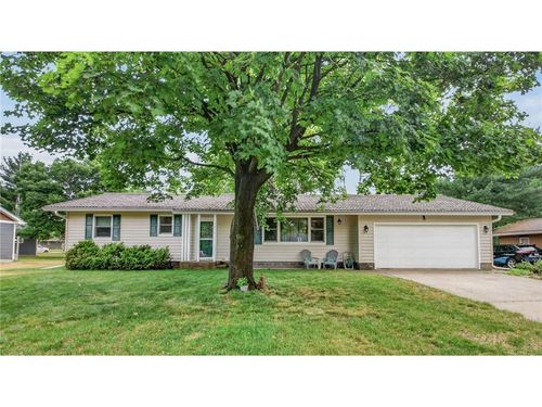 1204 River Heights Rd, MENOMONIE, WI, 54751-3757 | Card Image