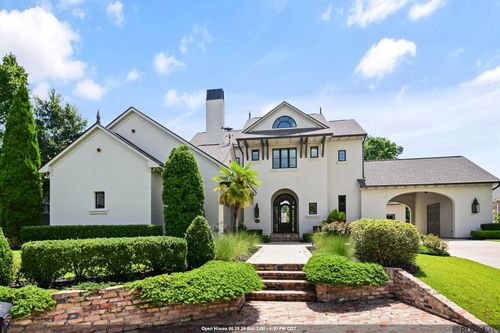 16254 Woodville Dr, Prairieville, LA, 70769-3061 | Card Image