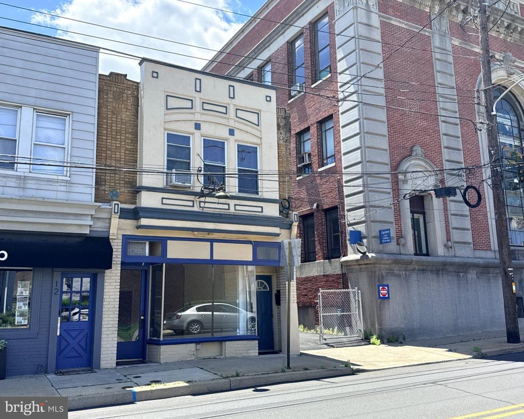 Commercial Lease in GLENSIDE 3