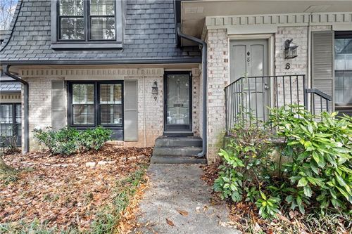 9 Vista Sq Nw, Atlanta, GA, 30327-1087 | Card Image