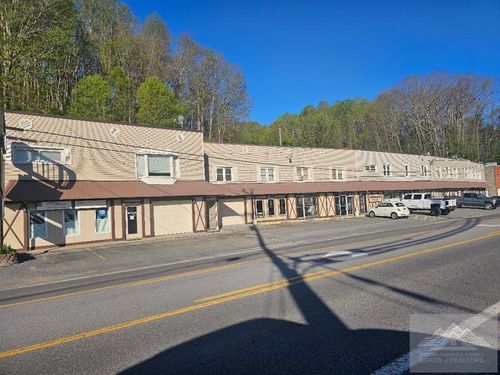 4109 Coal Heritage Rd, Bluefield, WV, 24701-9193 | Card Image