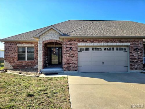 475 Legacy Ln, Villa Ridge, MO, 63089-1233 | Card Image