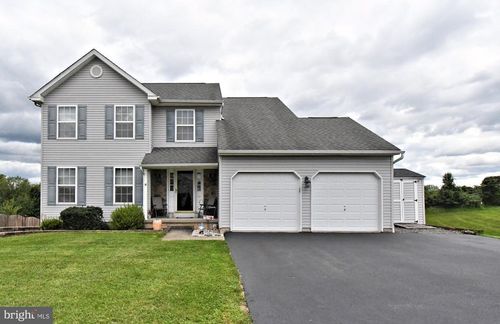 330 Bartman Ave, GILBERTSVILLE, PA, 19525-8400 | Card Image