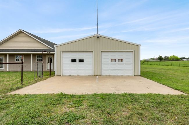 1234 County Road 135, House other with 3 bedrooms, 3 bathrooms and 4 parking in Lincoln TX | Image 18