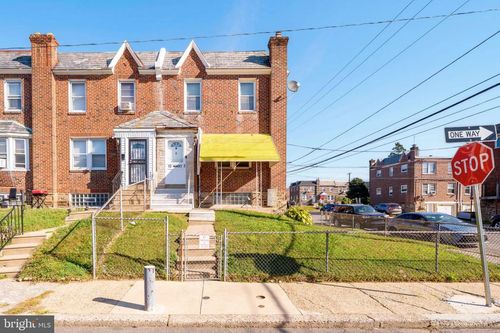 1257 Gilham St, Philadelphia, PA, 19111-5521 | Card Image