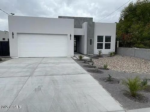 2826 N 28th Pl, Phoenix, AZ, 85008-1108 | Card Image