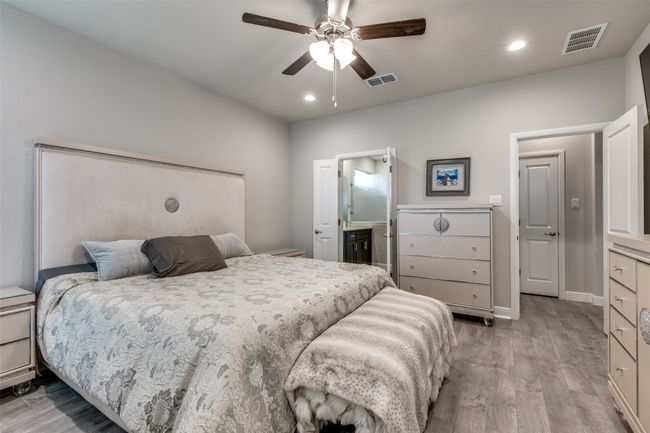 736 Wilmott Ter, House other with 4 bedrooms, 2 bathrooms and null parking in Justin TX | Image 13