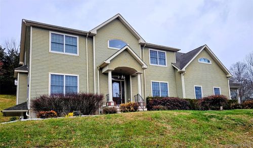 225 Kings Hwy, Warwick, NY, 10990-3414 | Card Image