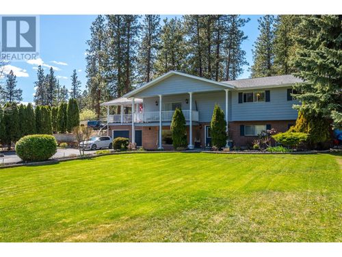 3808 Forsyth Dr, Penticton, BC, V2A8Z2 | Card Image