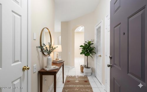 510-10550 Baymeadows Rd, JACKSONVILLE, FL, 32256-4518 | Card Image