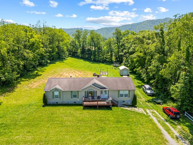 1277 Castleton Rd, House other with 3 bedrooms, 2 bathrooms and null parking in Max Meadows VA | Image 4