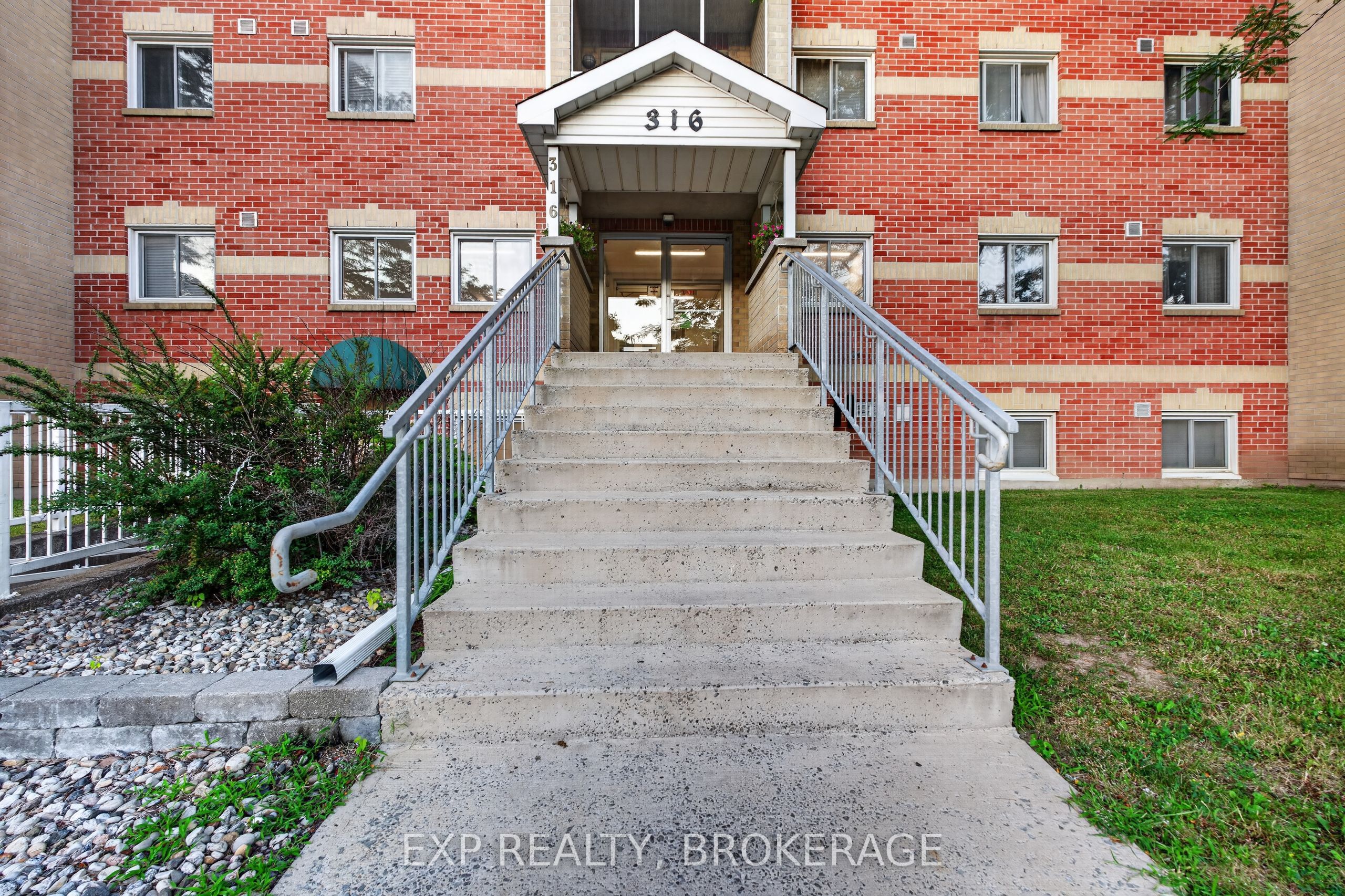 Residential in Kingston 2