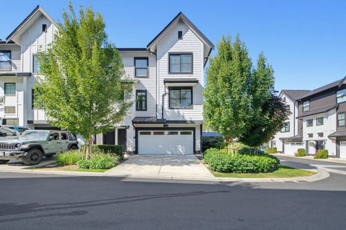 74-7967 197 St, Langley, BC, V2Y3P1 | Card Image
