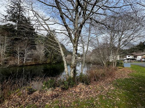 525 Maquinna Dr N, Tahsis, BC, V0P1X0 | Card Image