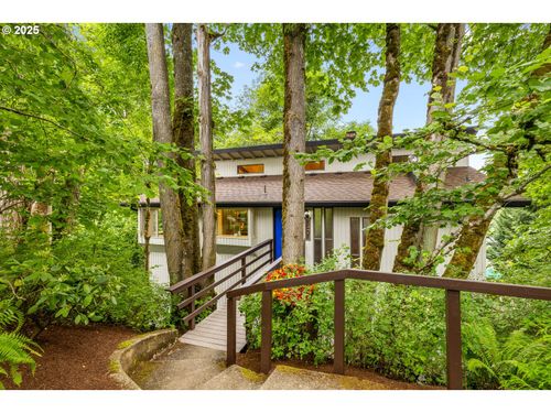 25777 Ne Butteville Rd, Aurora, OR, 97002-8540 | Card Image