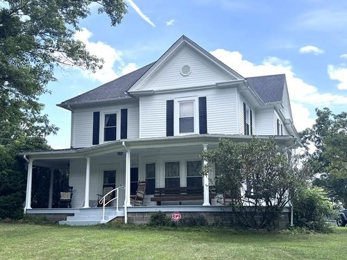 111 Old Pike Ln, Independence, VA, 24348-4108 | Card Image