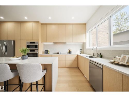 14037 104 Ave Nw, Edmonton, AB, T5N0W7 | Card Image