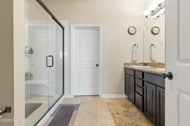 Primary Bath | Image 13