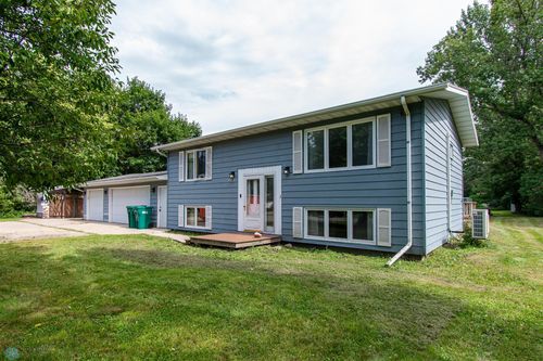 408 Sheyenne Dr, Horace, ND, 58047-4423 | Card Image