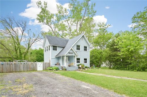 1050 W Main Ct, Geneva, OH, 44041-1222 | Card Image