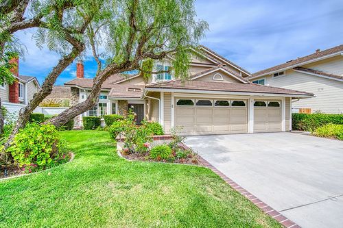 9 Hedgeland, Coto De Caza, CA, 92679-4705 | Card Image
