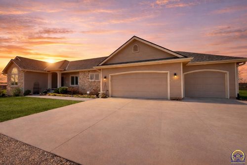 2141 Se Ratner Rd, Tecumseh, KS, 66542 | Card Image