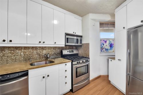apt-5r-5900 Arlington Ave, Bronx, NY, 10471-1307 | Card Image