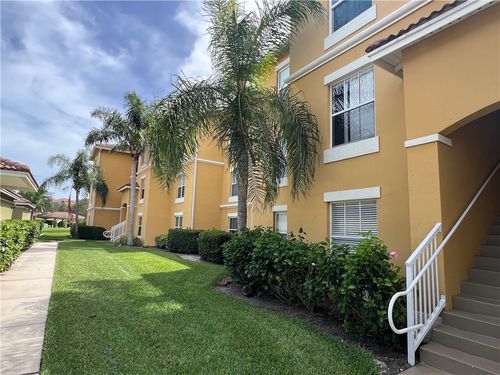 apt-h308-5090 Fairways Cir, Vero Beach, FL, 32967-1850 | Card Image